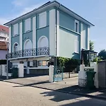 公寓 Louis Quartier Des Lilas 维泰勒