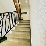 Louis Quartier Des Lilas *