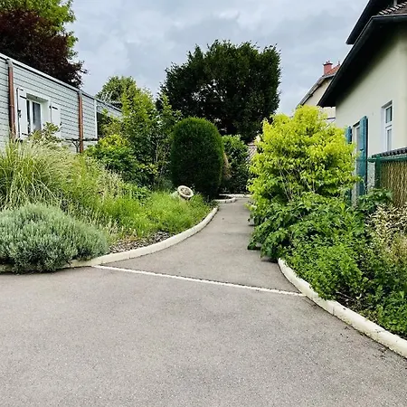 Louis Quartier Des Lilas Apartment