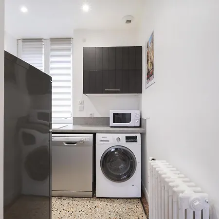 Louis Quartier Des Lilas * ヴィッテル