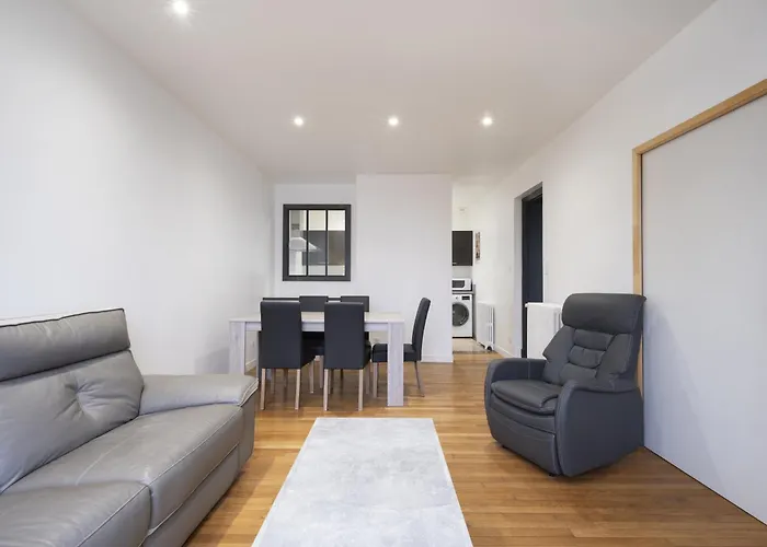 Louis Quartier Des Lilas *